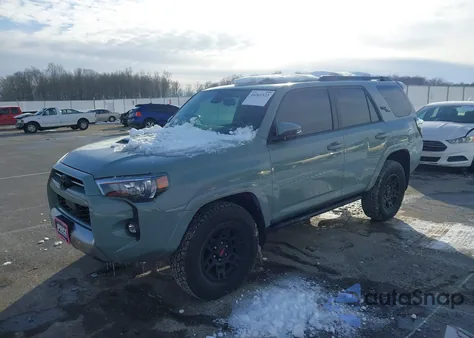 2022 Toyota 4Runner Trd Off Road Premium z USA, uszkodzony, nr VIN JTERU5JR5N6028494